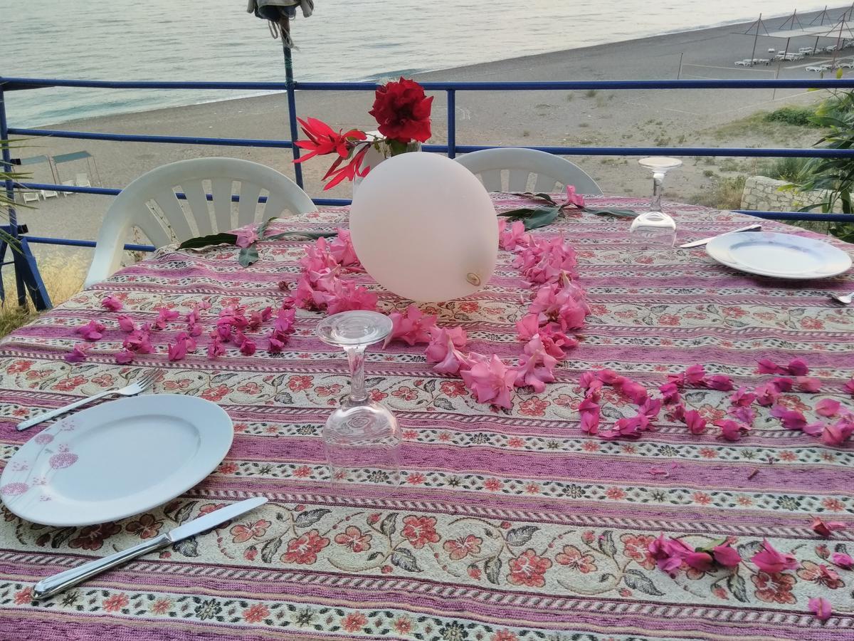 Mavi Cennet Camping Caravan Kızılot Exteriör bild